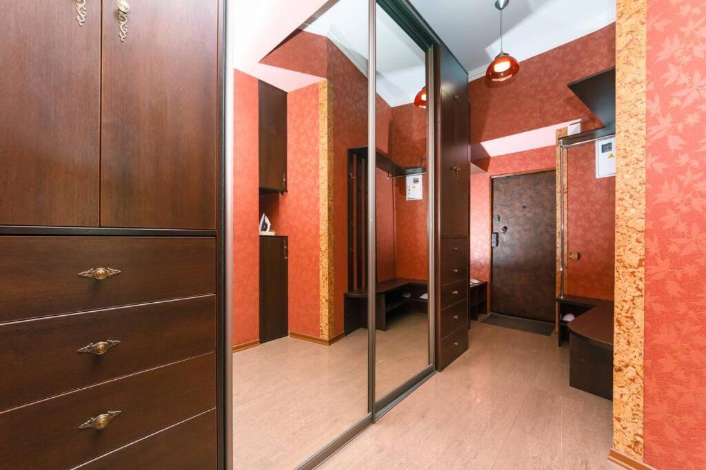 Apartment With View On Inpedendence Square Khreshchatyk Kiev Bagian luar foto