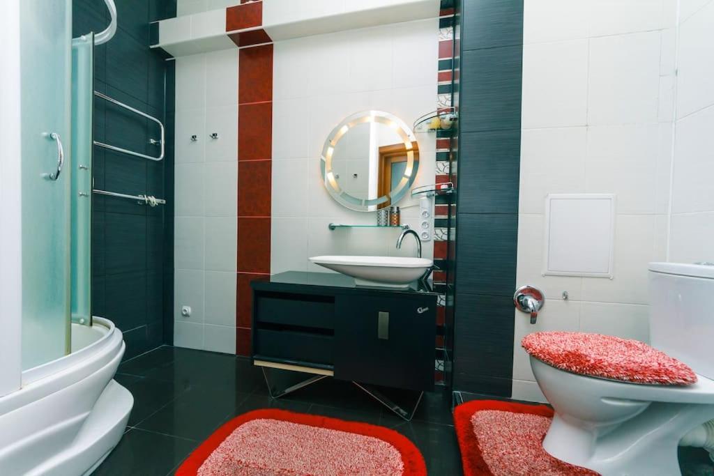 Apartment With View On Inpedendence Square Khreshchatyk Kiev Bagian luar foto